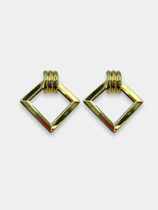 Aretes dorados