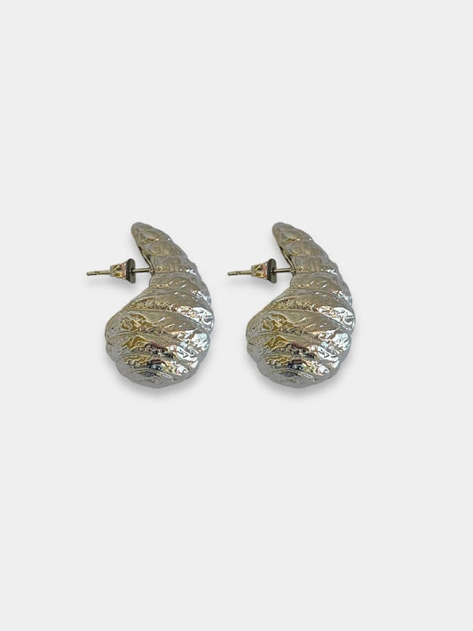 Aretes gota plateados caracol